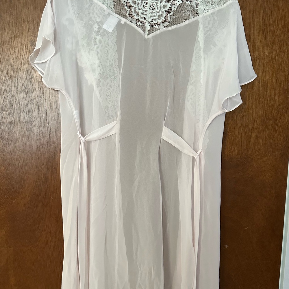 DILLARD’S LINEA DONATELLA Two piece Robe & Slip Dress - Picture 6 of 6
